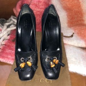 ❤️Pre Loved❤️ GUCCI Square Toe Tassel Pumps 37